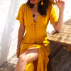 Patron de couture - Robe longue cintrée et boutonnée - Devant assise