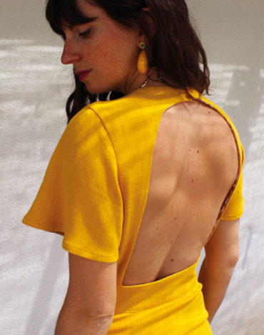 Patron de couture - Robe longue cintrée et boutonnée - Zoom dos