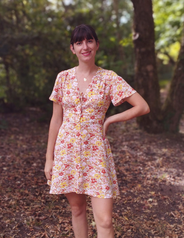 Patron de couture - Jasmin - Robe courte ceinturée dos nu - devant