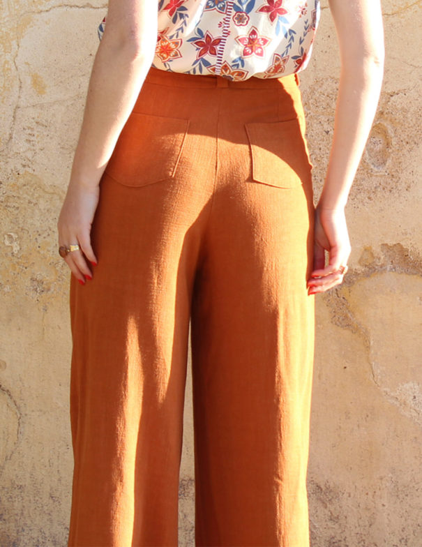 Patron de couture - Muguet - pantalon large à plis creux - zoom dos