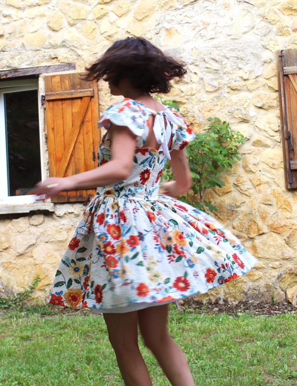 Patron de couture - Pluméria - robe à écaille - dos tournant