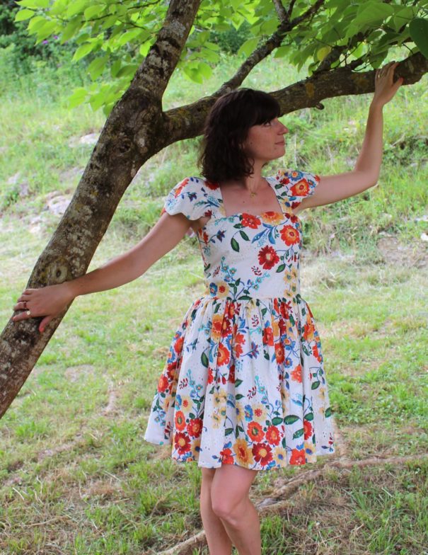 Patron de couture - Pluméria - robe à écaille - devant 3/4